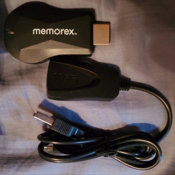 Memorex HDMI streaming Device & DP to HDMI adapter - Picture 3 of 4